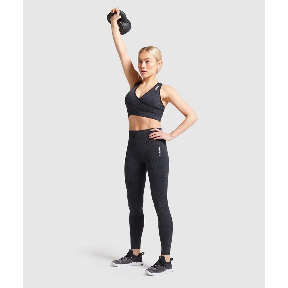 GYMSHARK Adapt Animal Seamless Active Set in Charcoal/Black